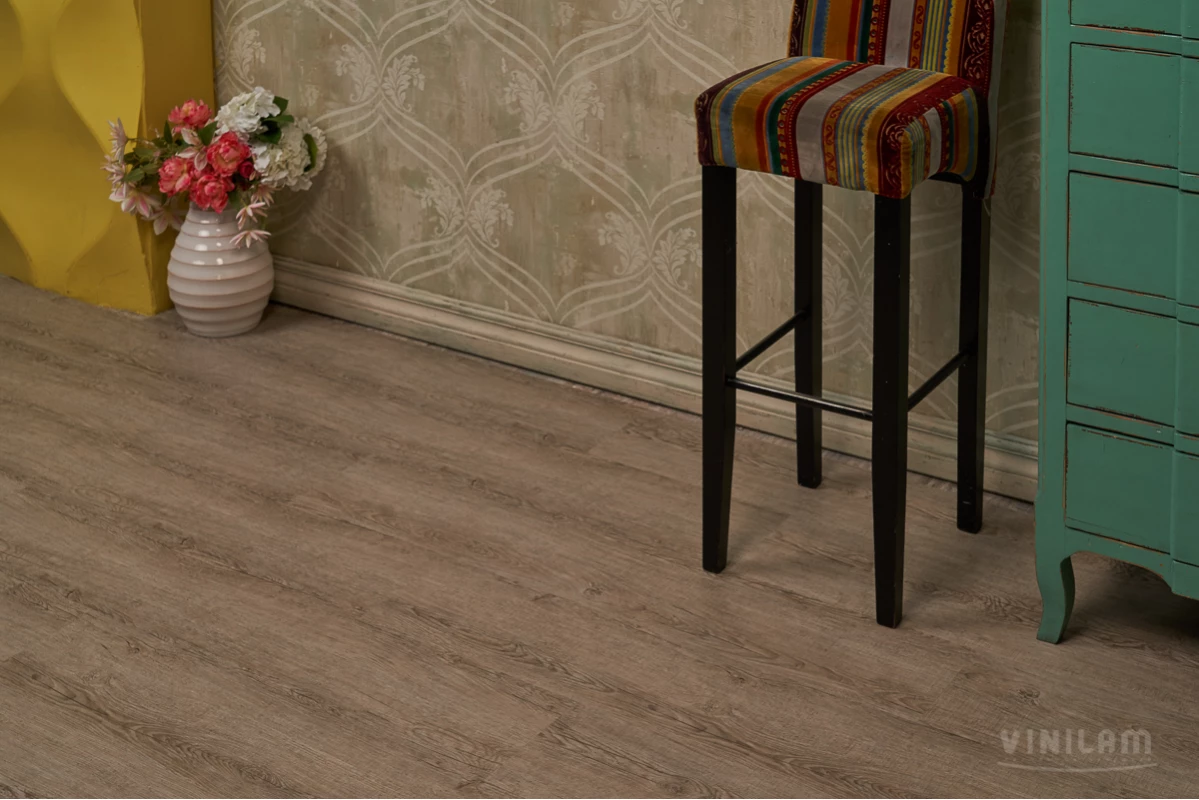 Виниловые полы Виниловый ламинат Vinilam Дуб Шале 6101-28