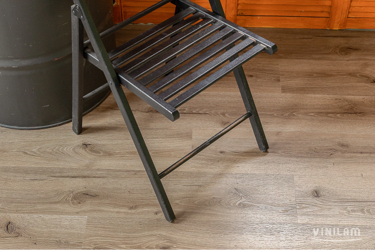 Виниловые полы Виниловый ламинат Vinilam Дуб Дамп 8838