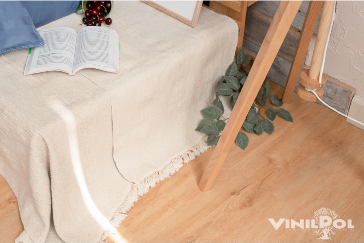 Виниловые полы Виниловый ламинат VinilPol 7891 EIR Дуб Латина Glue