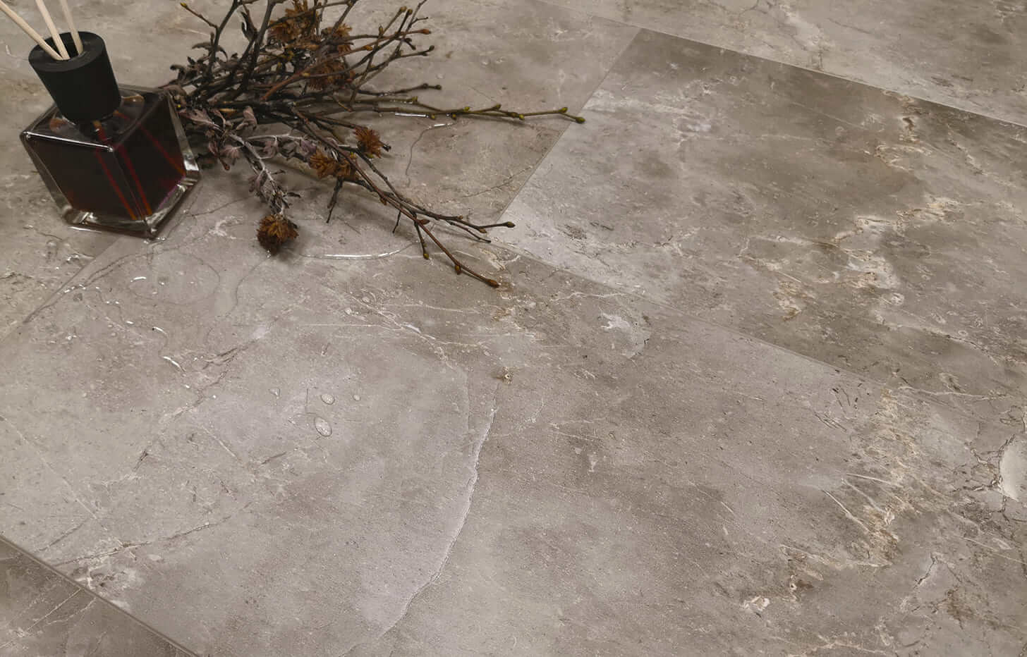 SPC-ламинат SPC-ламинат Stone Floor Травертин Найтфол
