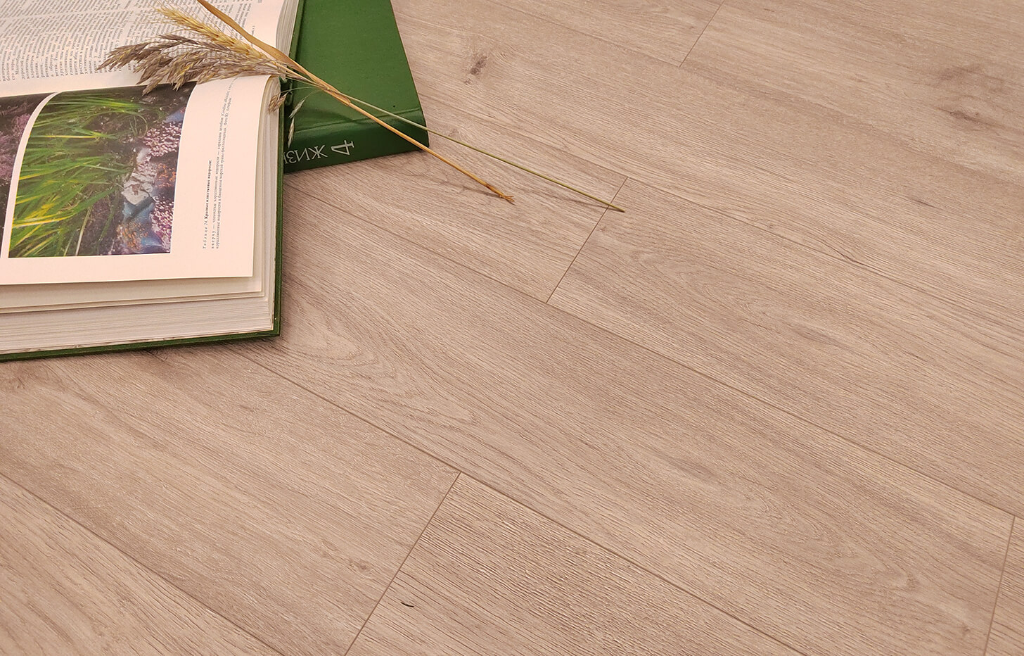 MSPC Ламинат Ламинат MSPC Stone Floor Дуб Арктическое лето K0026-18 MP