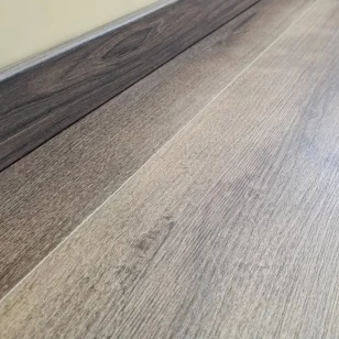 Ламинат SPC Richfloor Capital Дуб Оникс 4V