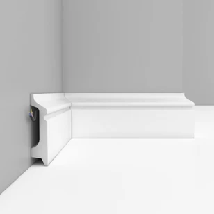 Плинтус напольный Декомастер D122