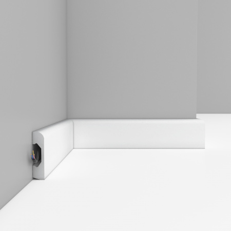 Отделка стен и потолка Плинтус напольный Декомастер A 038