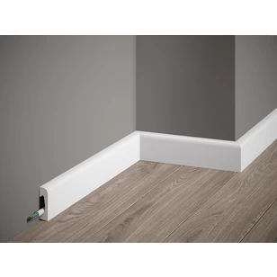 Плинтус напольный Декомастер A 038