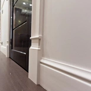 Плинтус Orac Decor SX118 2000х138х18 мм