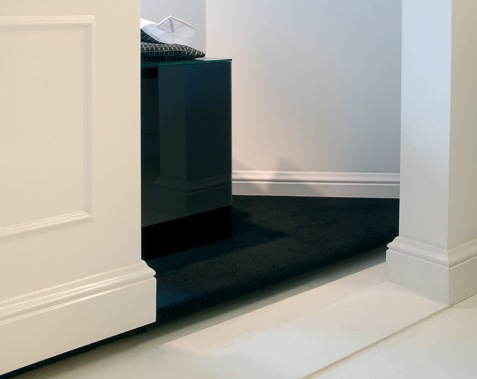 Отделка стен и потолка Плинтус Orac Decor SX118 2000х138х18 мм