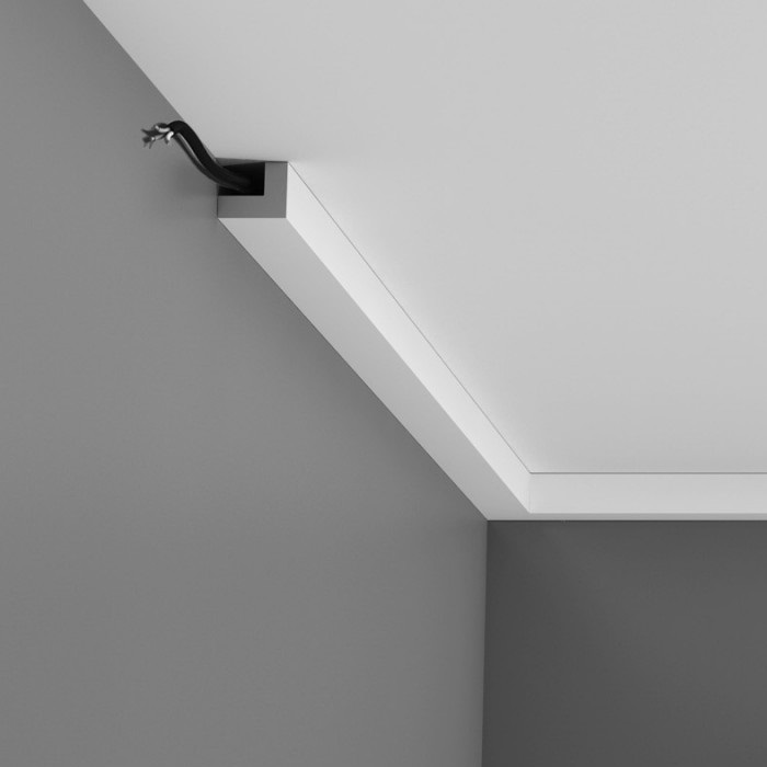 Отделка стен и потолка Молдинг Orac Decor PX164 2000х24х30 мм