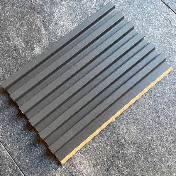 Отделка стен и потолка Реечная панель WellMaker ПН-38 МДФ Графит 12х123х2800 мм