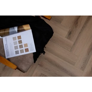 SPC ламинат Steinholz Herringbone Лустенау STH062H