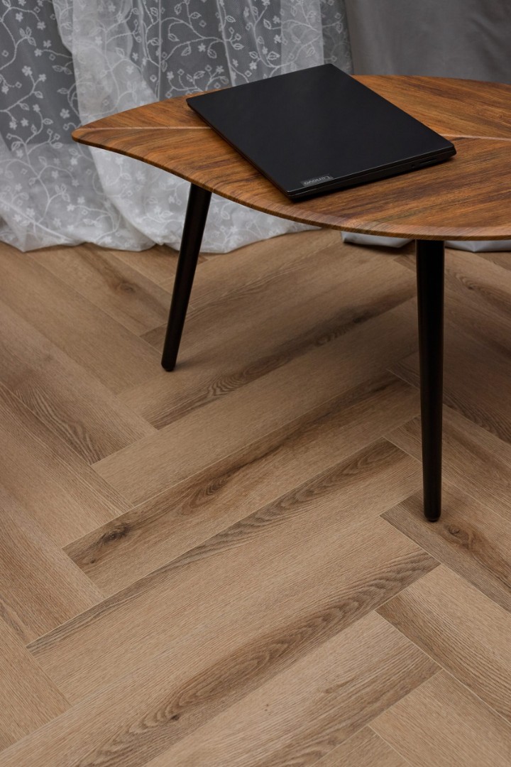 SPC Ламинат SPC ламинат Steinholz Herringbone Лустенау STH062H