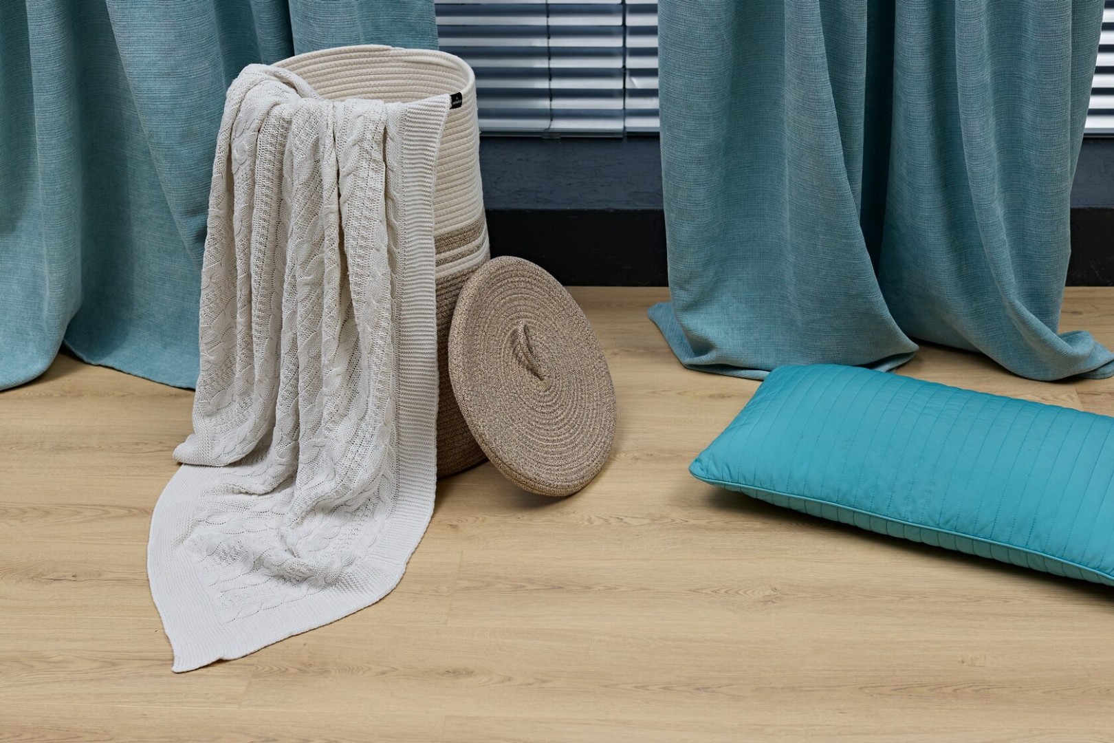 SPC Ламинат SPC ламинат Steinholz Prime Примель STH071