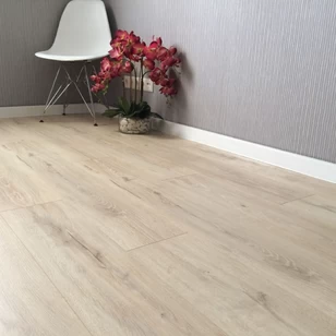 Ламинат Egger EPL189 ДУБ МЕЛБА БЕЖЕВЫЙ 33 класс