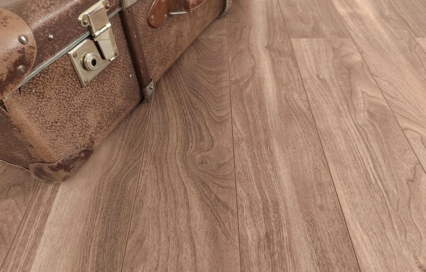 Ламинат Ламинат Floor Fort Орех Вирджиния 19004-29 MP