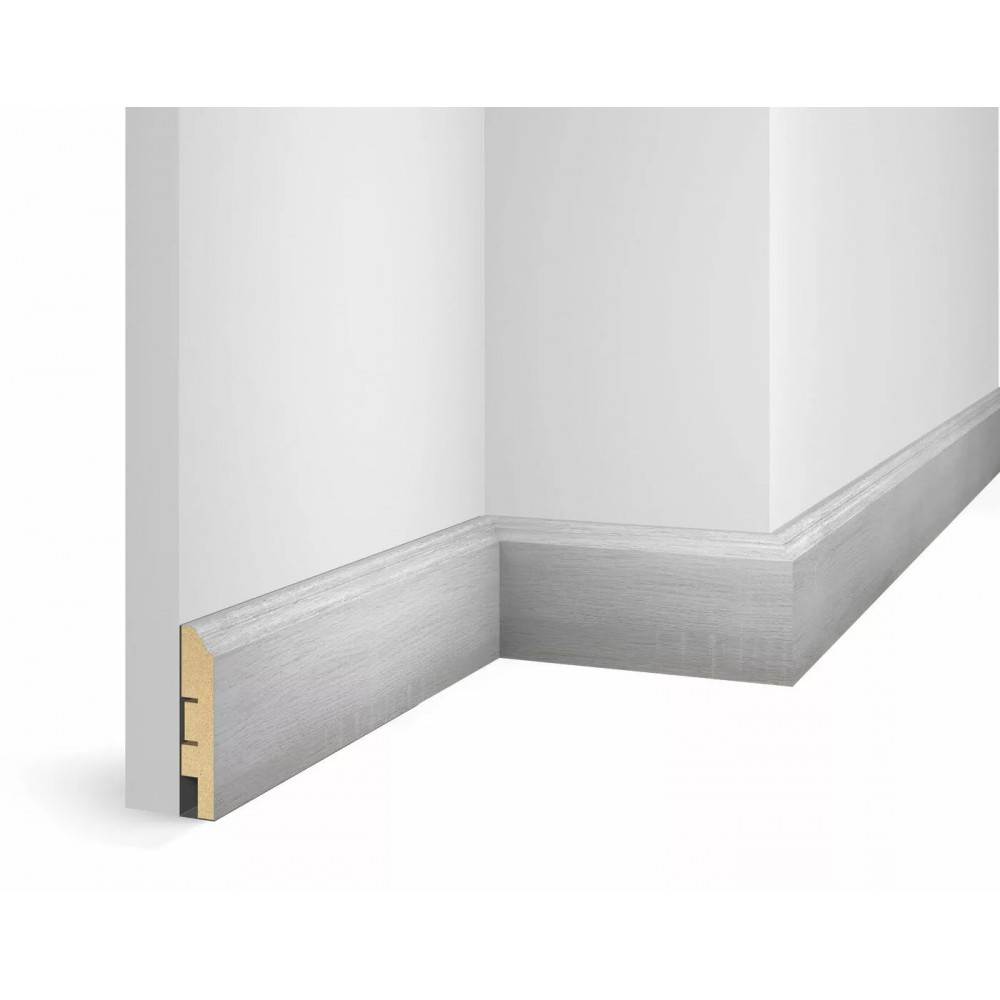 Отделка стен и потолка Плинтус Cosca Decor WP07, экошпон, дуб Айсберг 80х16х2400 мм