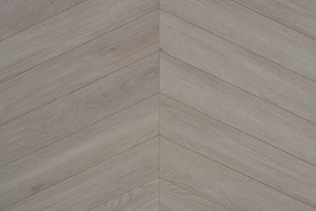 Ламинат Паркетный ламинат CBM «Chevron» Дуб Магена 604